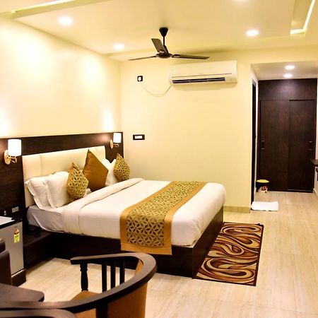 Hotel Vinayak Lucknow Eksteriør bilde
