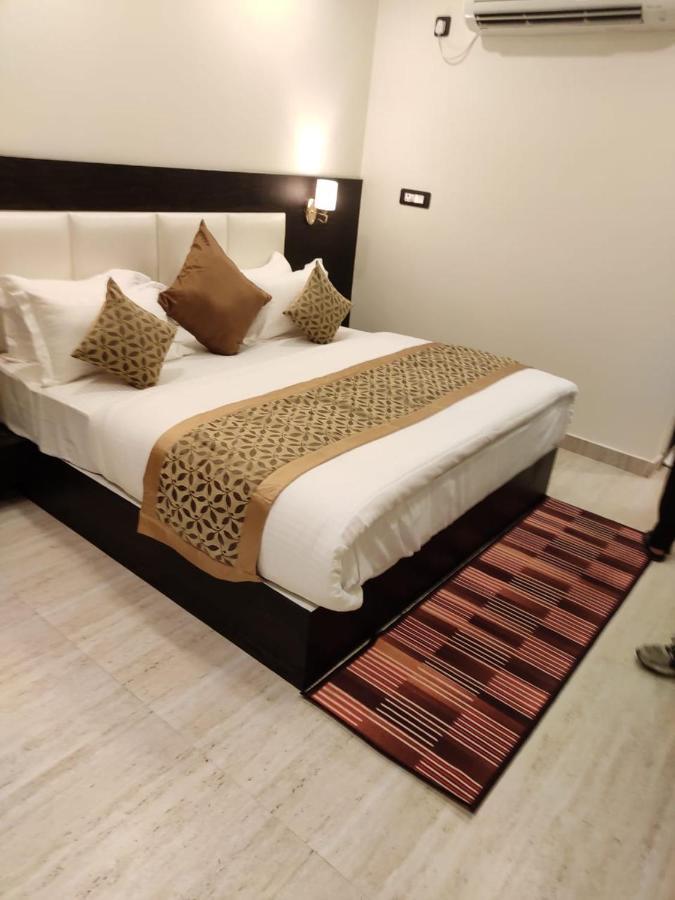 Hotel Vinayak Lucknow Eksteriør bilde