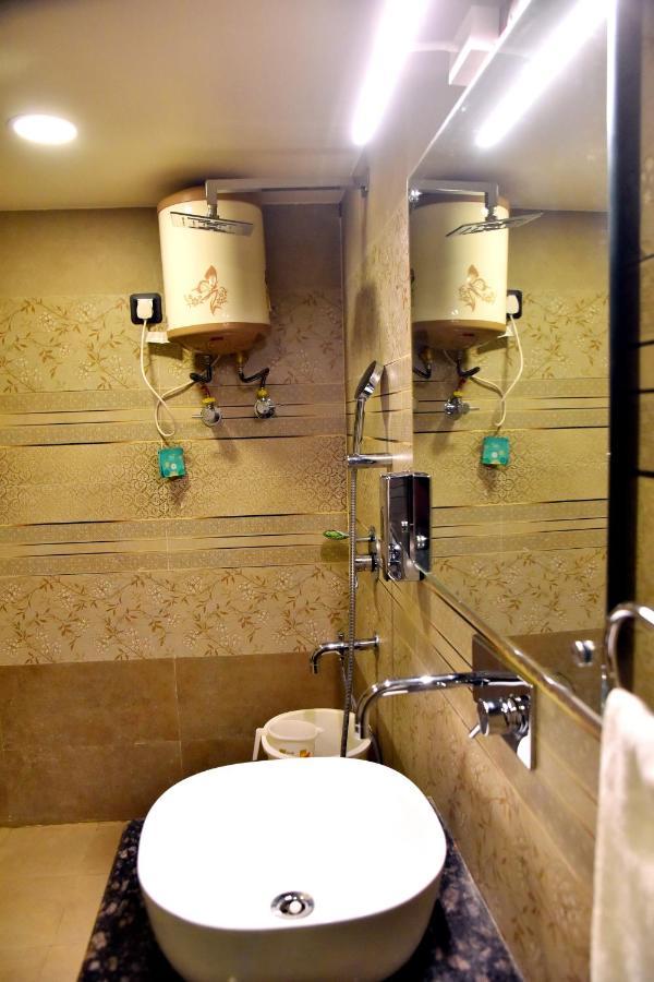 Hotel Vinayak Lucknow Eksteriør bilde